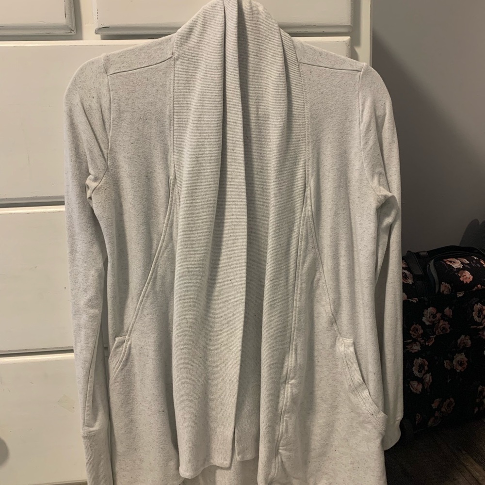 ATHLETA SWEATER WITH POCKETS